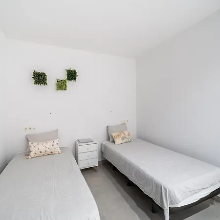 With Private Pool And Whirlpool Rojales